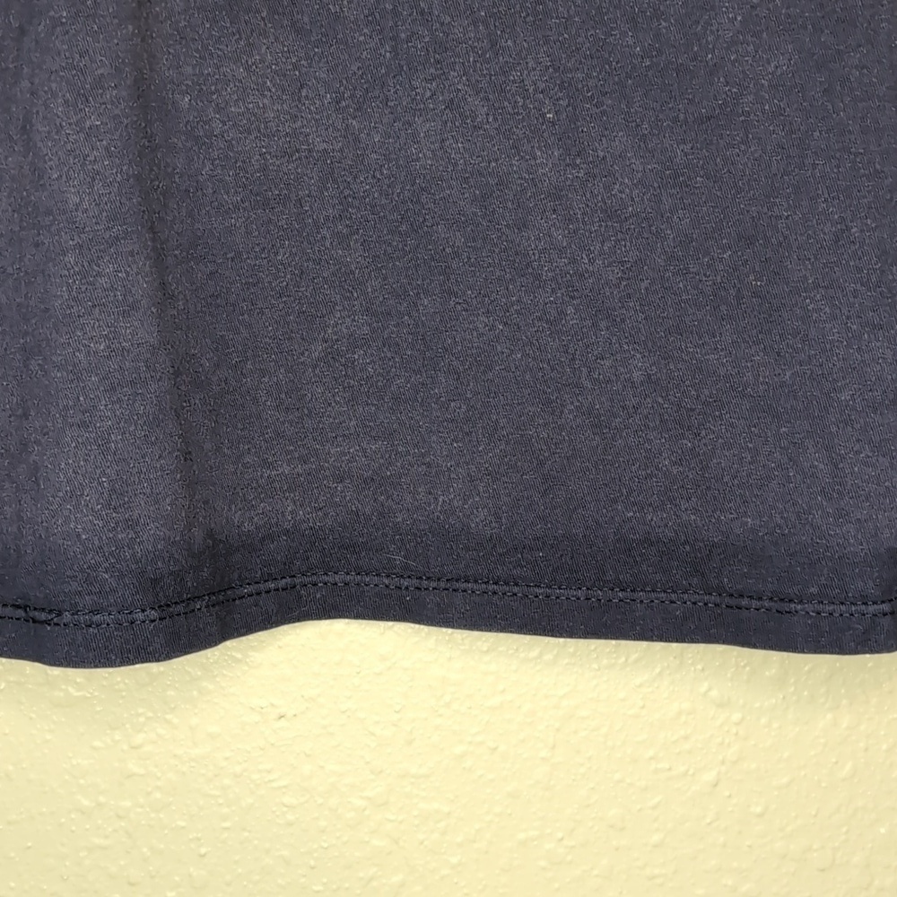 Men's Champion T-shirt faded with distressed logo size Large Navy - Picture 8 of 8